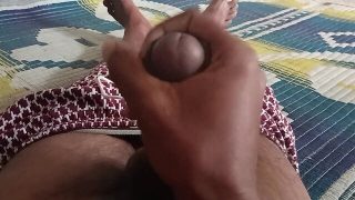 5-year-old demonstrates incredible gymnastics skills